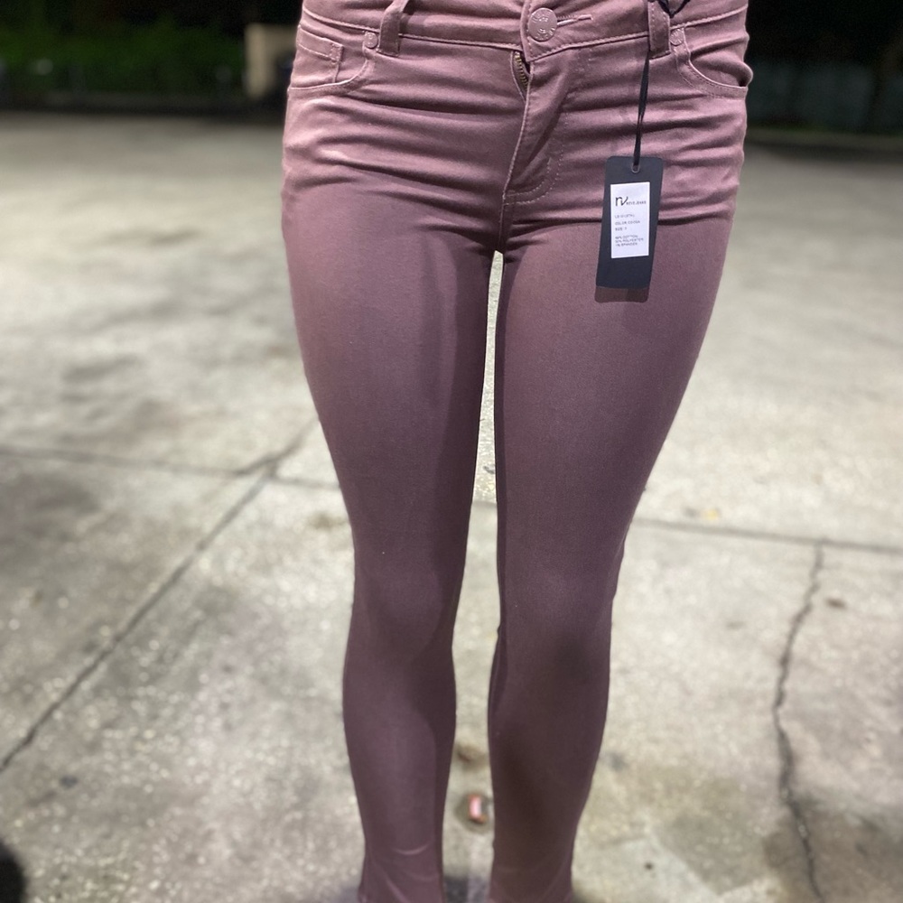 REVE JEANS WOMEN AND GIRLS FASHION PANTS. FITTED.